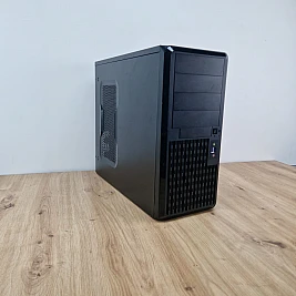 Unitate PC Gaming Tower Refurbished, Procesor I7 9800X, Memorie RAM 16 GB, SSD 256 GB NVME, Placa de baza ASUS WS X299 PRO/SE, Racire lichid Corsair, Placa video Nvidia RTX 2060, Sursa Full Modulara FSP 1200-50AMPD, Stare Buna