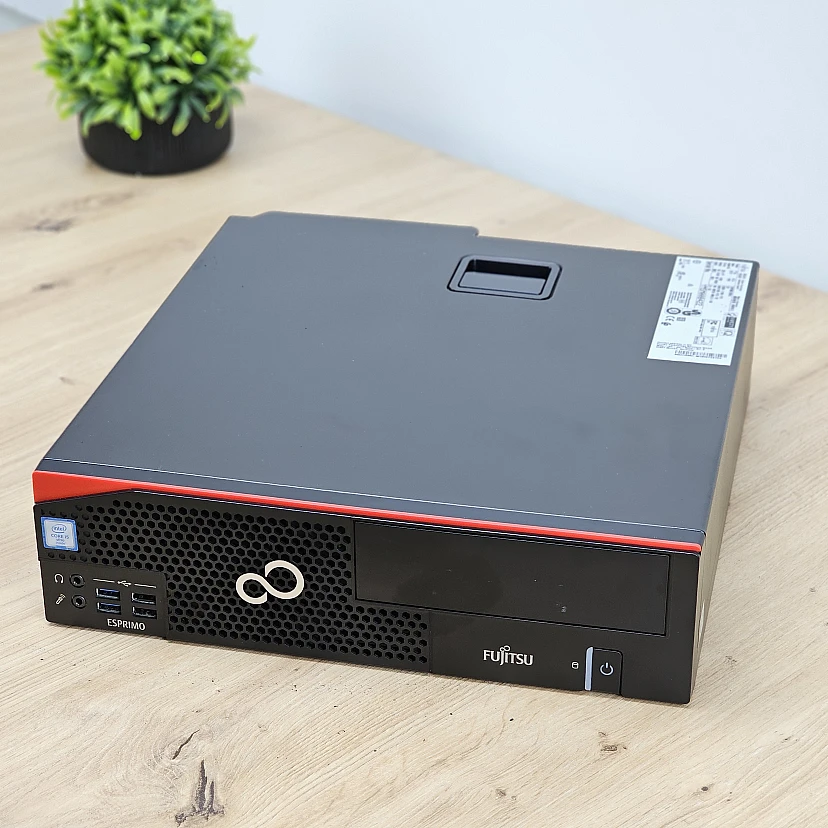 Unitate PC Refurbished, FUJITSU ESPRIMO D956 SFF, Procesor I5 6500