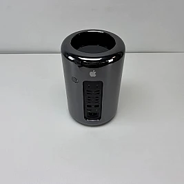 Apple Mac Pro 6,1 / A1481 Refurbished, Procesor XEON E5 1620 V2, Memorie RAM 64 GB, SSD 512 GB NVMe Nou, Mac OS Sequoia, Placa Video Dual AMD FirePro D700, WI-FI + Bluetooth, Stare Corecta